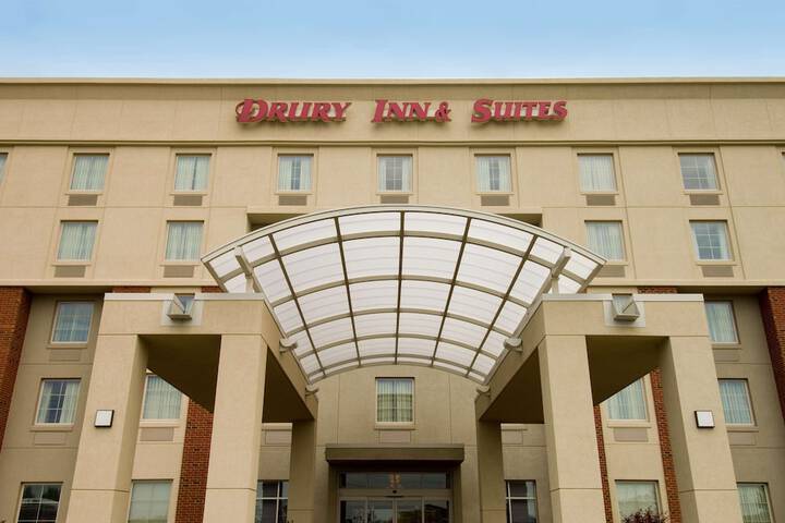 Hotel 2 of 39