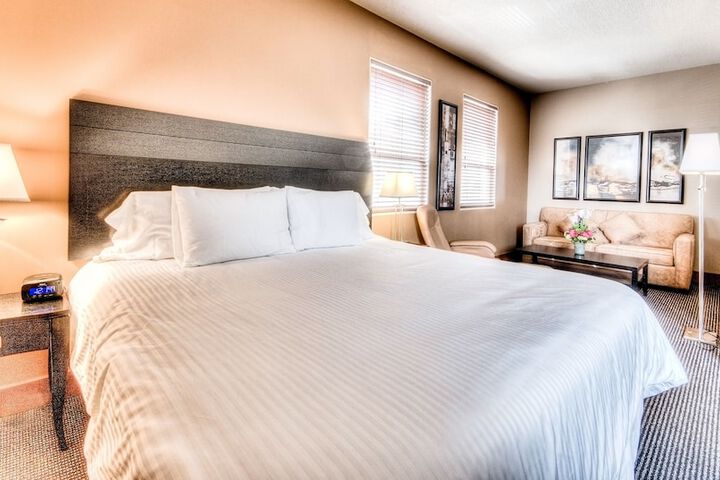 Podollan Inn & Spa Grande Prairie