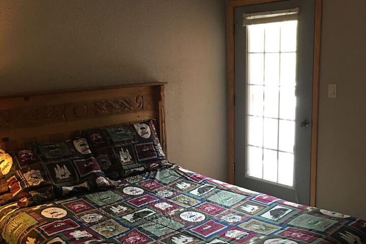 Room 24 of 47