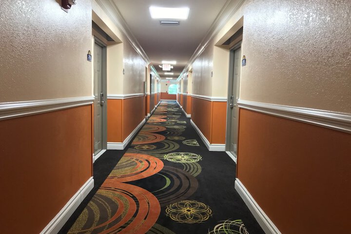 Ballroom/Hall 40 of 43