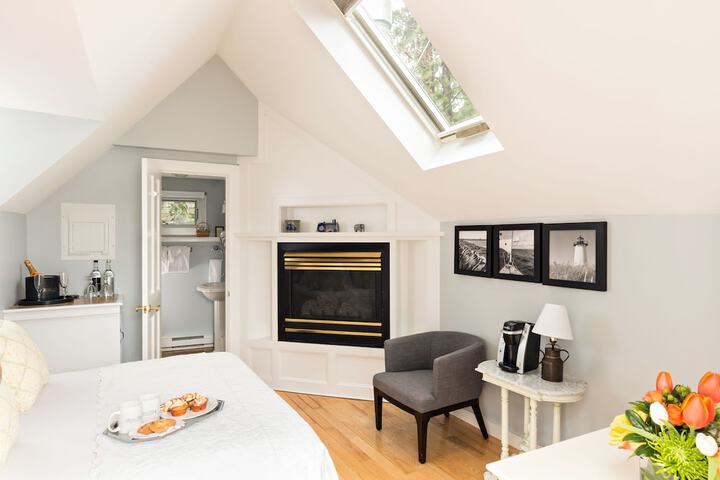 Brass Key Guesthouse - Adults Only