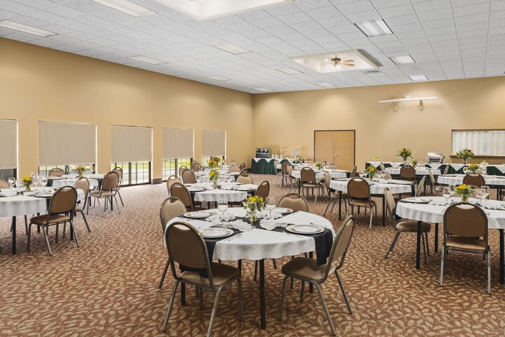 Bitterroot River Inn & Conference Center