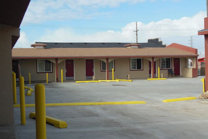 Hotel 4 of 48
