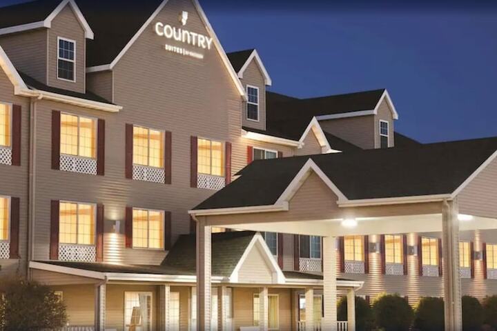 Hotel 2 of 24