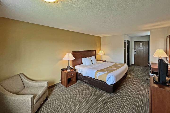 Quality Inn Mitchell I-90