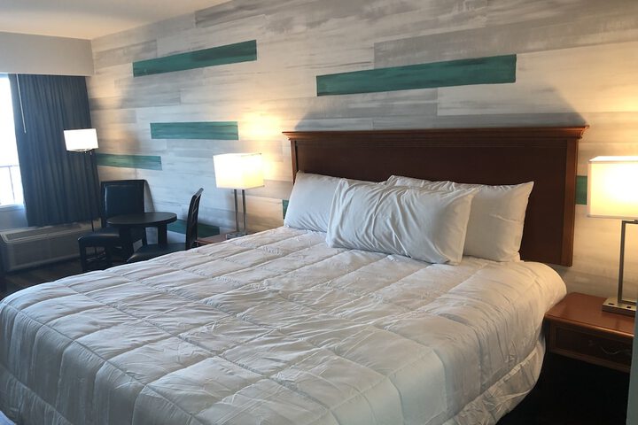 Room 7 of 25