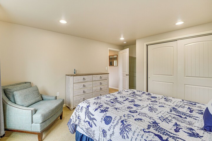 Fish & Hike: Apartment w / Pool Table in Ketchikan!