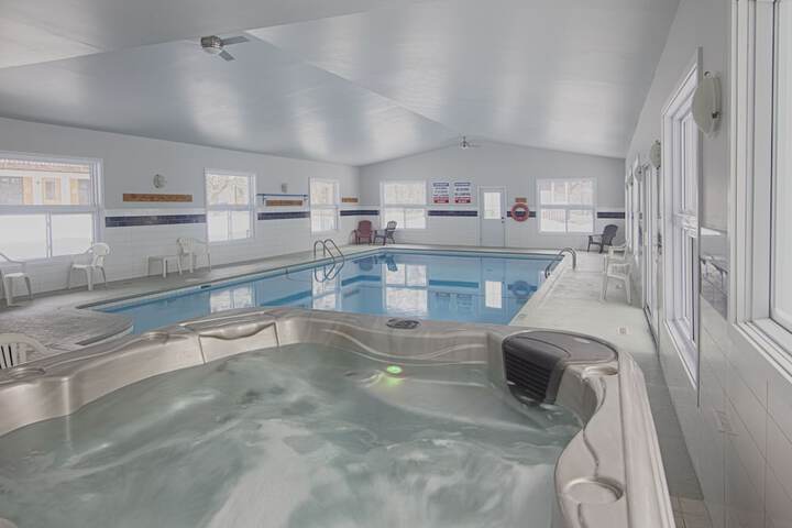 Pool 10 of 211