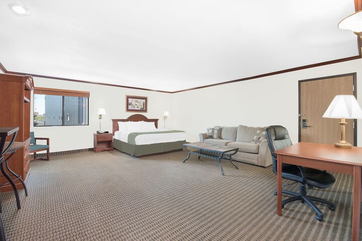 Room 10 of 17