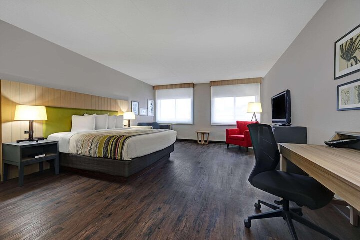 Country Inn & Suites by Radisson Pierre, SD