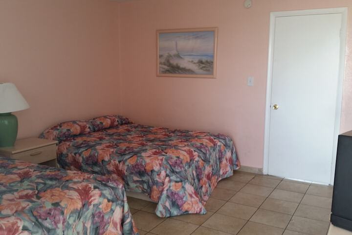 Room 22 of 26