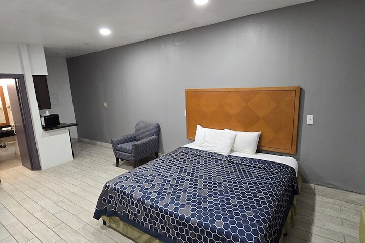 Room 44 of 53