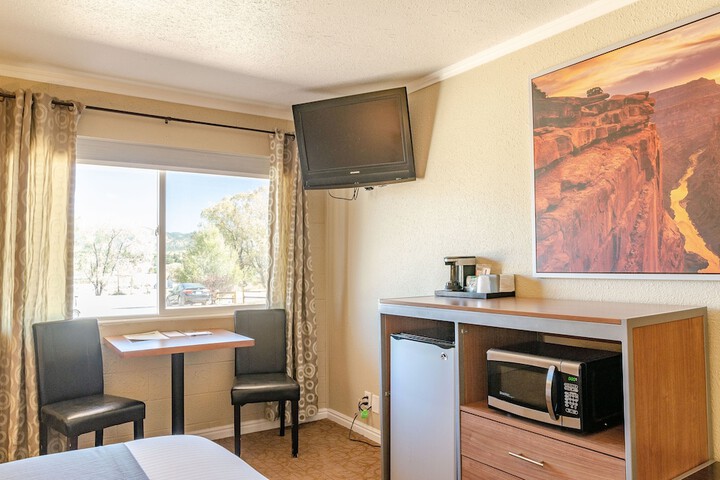 Room 51 of 73