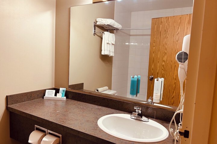 Nomad Hotel and Suites