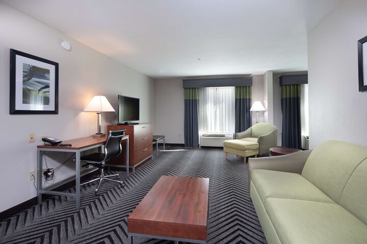Room 7 of 40