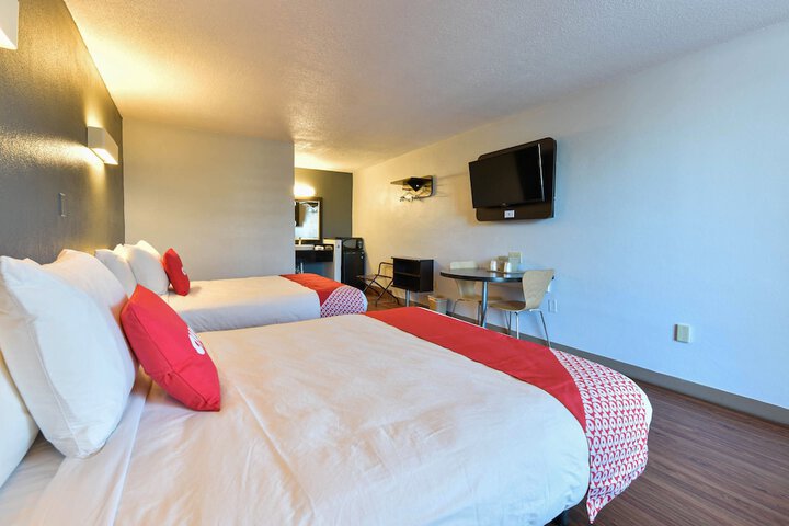 OYO Hotel Valdosta GA I-75