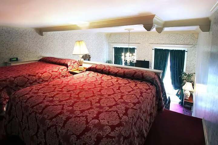 Room 12 of 79