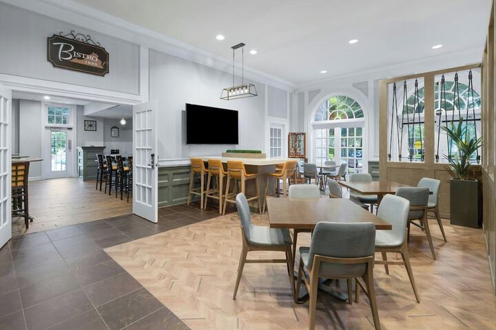 Marriotts Manor Club at Ford's Colony