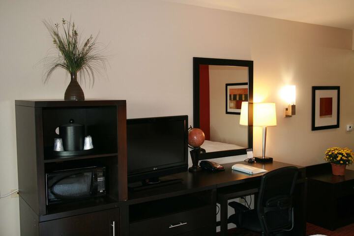 Room 27 of 55
