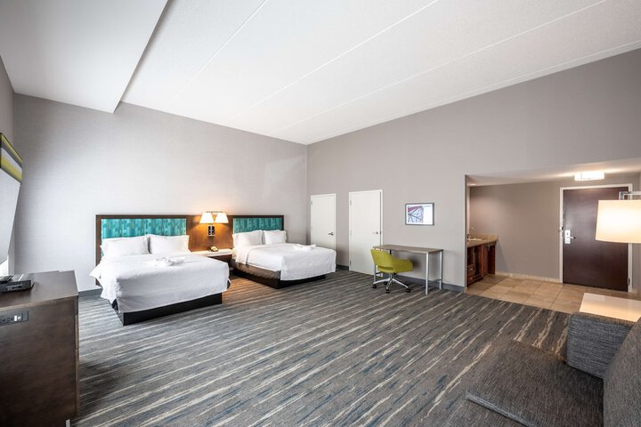 Hampton Inn & Suites Poughkeepsie