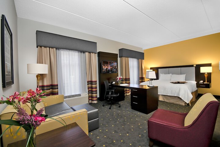 Room 34 of 118