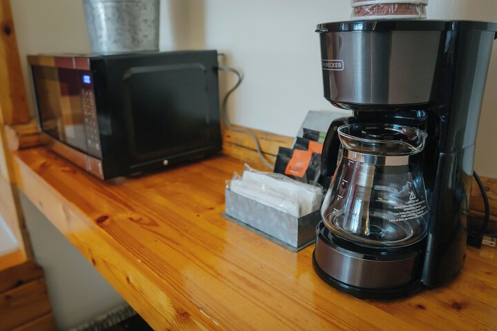 Breakfast/Coffee Service 86 of 98