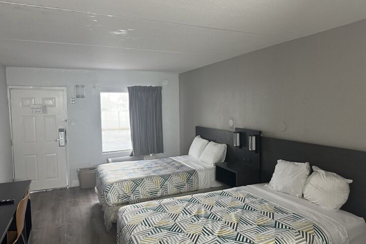 Room 18 of 31