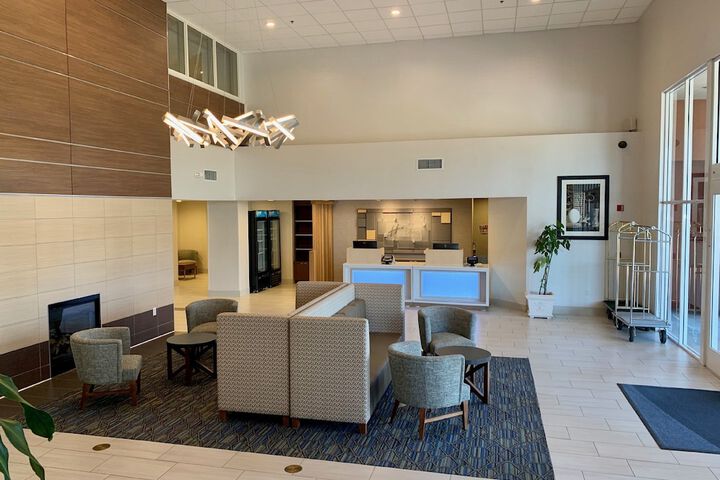 Holiday Inn Express Hotel & Suites Tracy by IHG