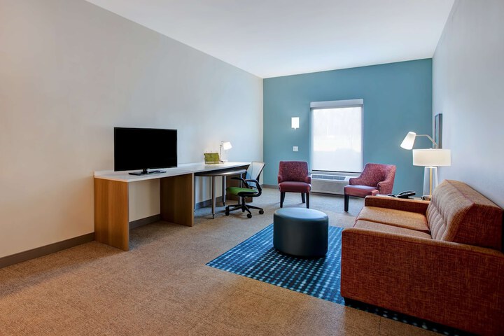 Room 27 of 45