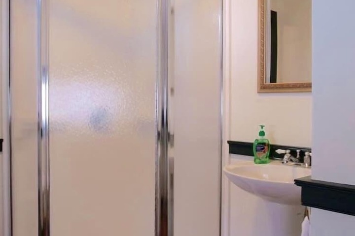 Room 17 of 59