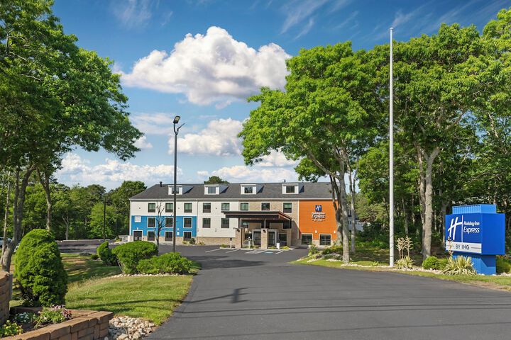 Holiday Inn Express Hyannis Cape Cod by IHG