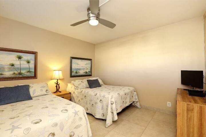 Room 20 of 36