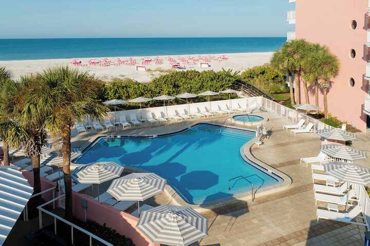 Beach House Suites by the Don CeSar