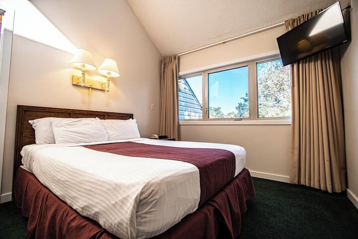 Room 18 of 27
