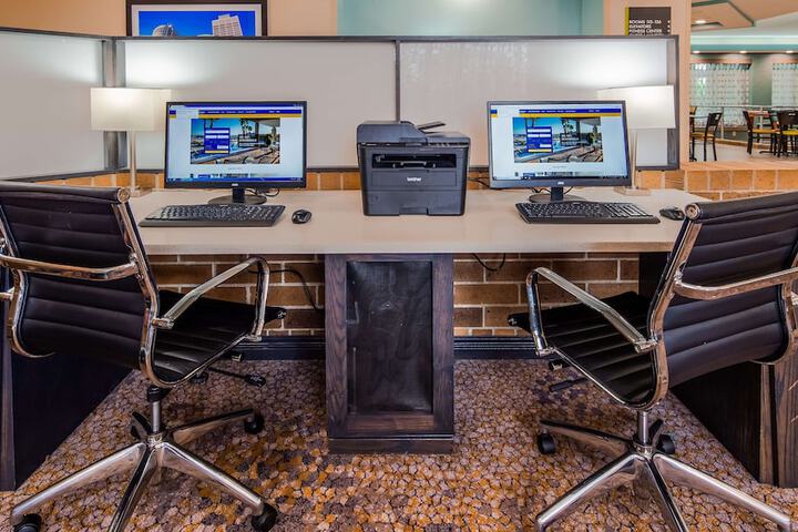 Best Western Warren Hotel