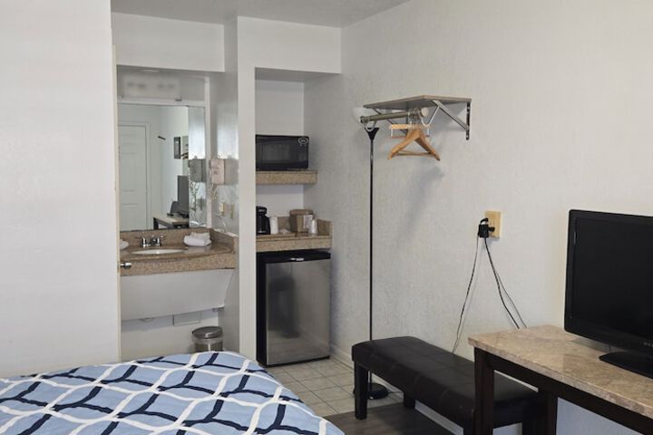 Merida Inn and Suites