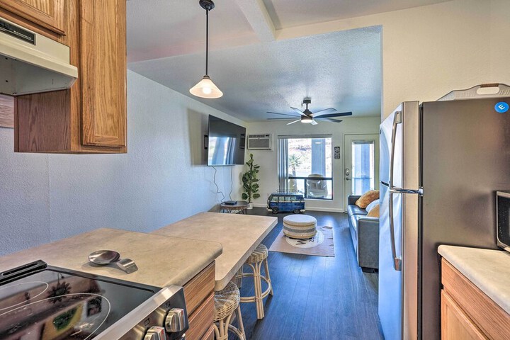 Parker Studio w / Patio & Direct River Access!