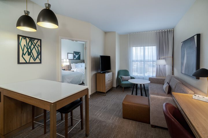 Room 25 of 64