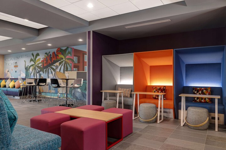 Hotel Interior 17 of 70