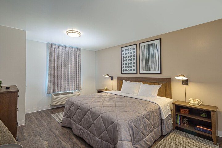 Room 2 of 14