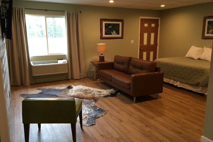 Room 26 of 81