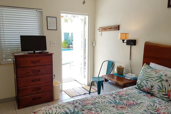 Room 165 of 218