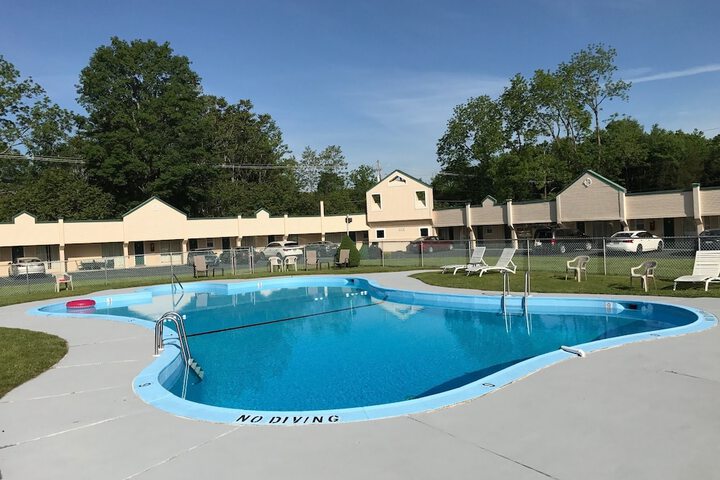Pool 6 of 60