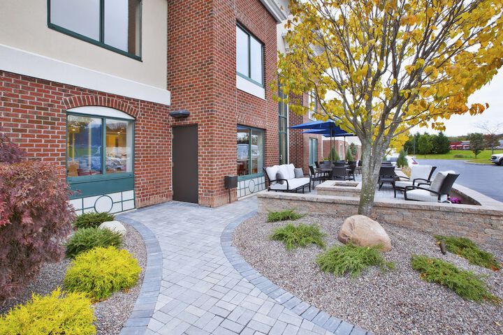 Holiday Inn Express Hotel & Suites Rochester - Victor by IHG