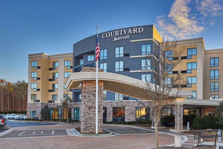 Courtyard by Marriott Atlanta Lithia Springs