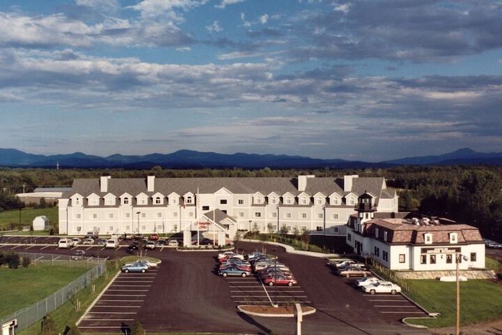 Hotel 4 of 55