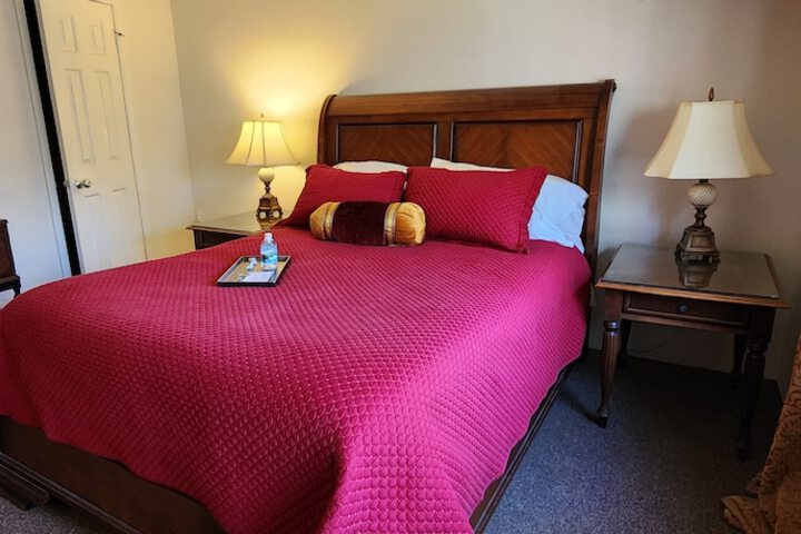 Room 37 of 104