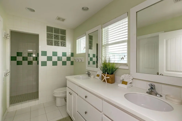 Sea La Vie 4 Bedroom Home