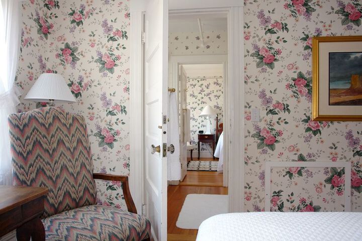 Room 53 of 81