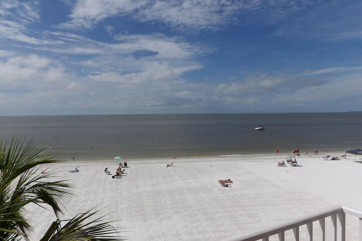 Edison Beach House